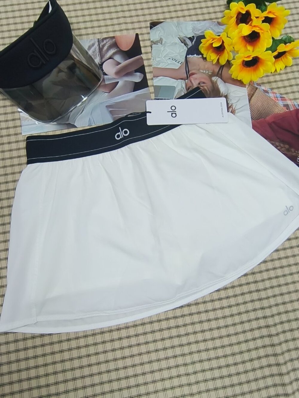 Alo Yoga Summer Essentials White Tennis Skirt NWT🌟Comfortable, Popular🍃 - Picture 2 of 7